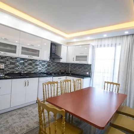 For 14 With Private Pool In Calis, Vilă *