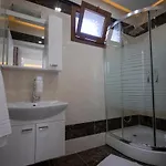 ヴィラ For 14 With Private Pool In Calis, *