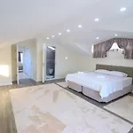 For 14 With Private Pool In Calis, ヴィラ フェティエ