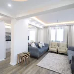 For 14 With Private Pool In Calis, ヴィラ フェティエ