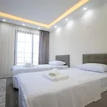 For 14 With Private Pool In Calis, フェティエ