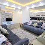 For 14 With Private Pool In Calis, *