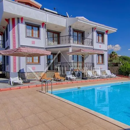 For 14 With Private Pool In Calis, Vila *