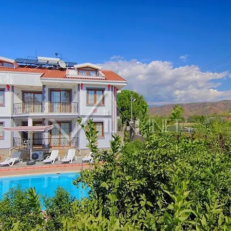 别墅 For 14 With Private Pool In Calis, 费特希耶